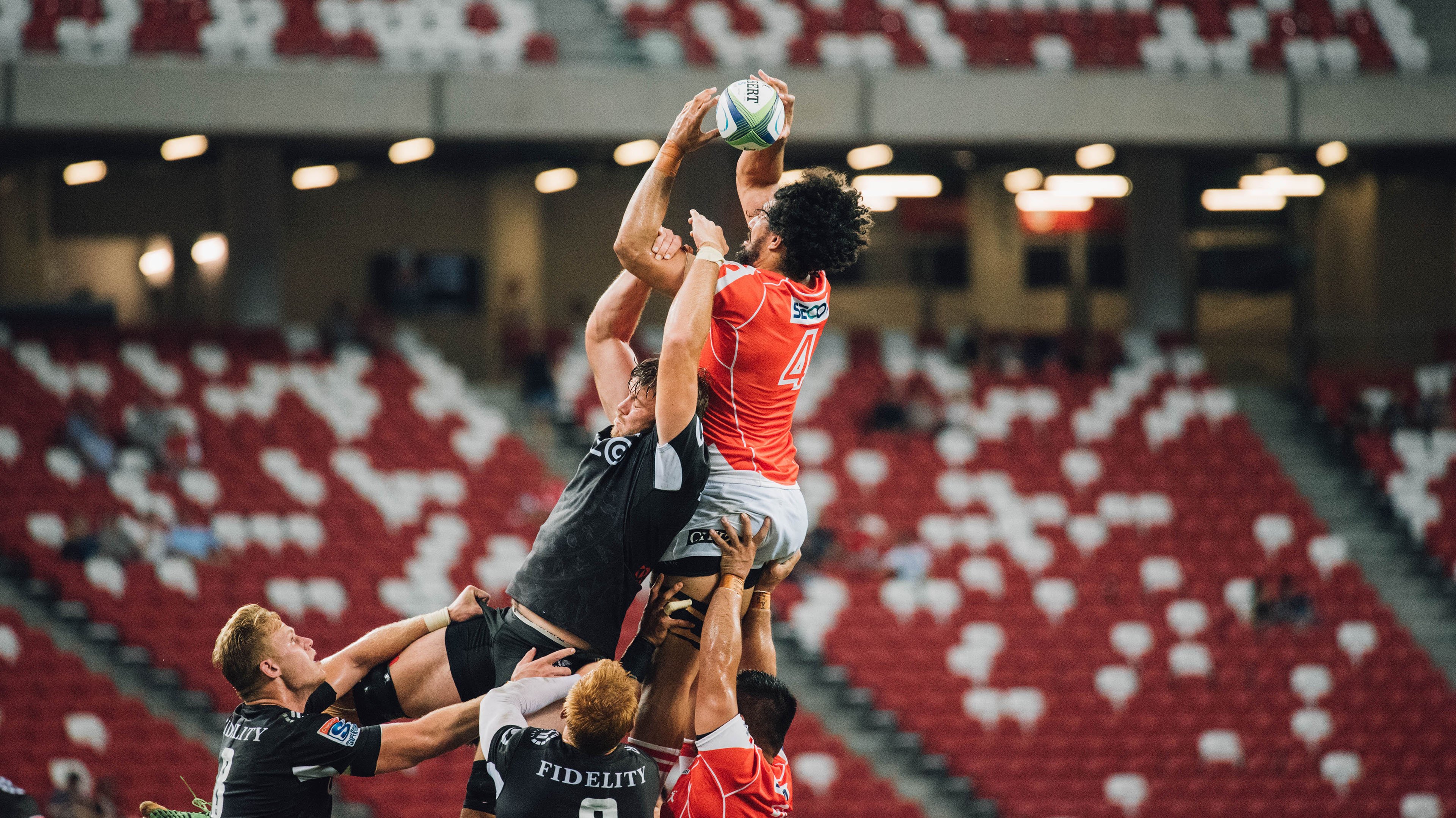 Jiu You-“电动冲浪新体验：马鞍山赛场成为水上运动的明星”