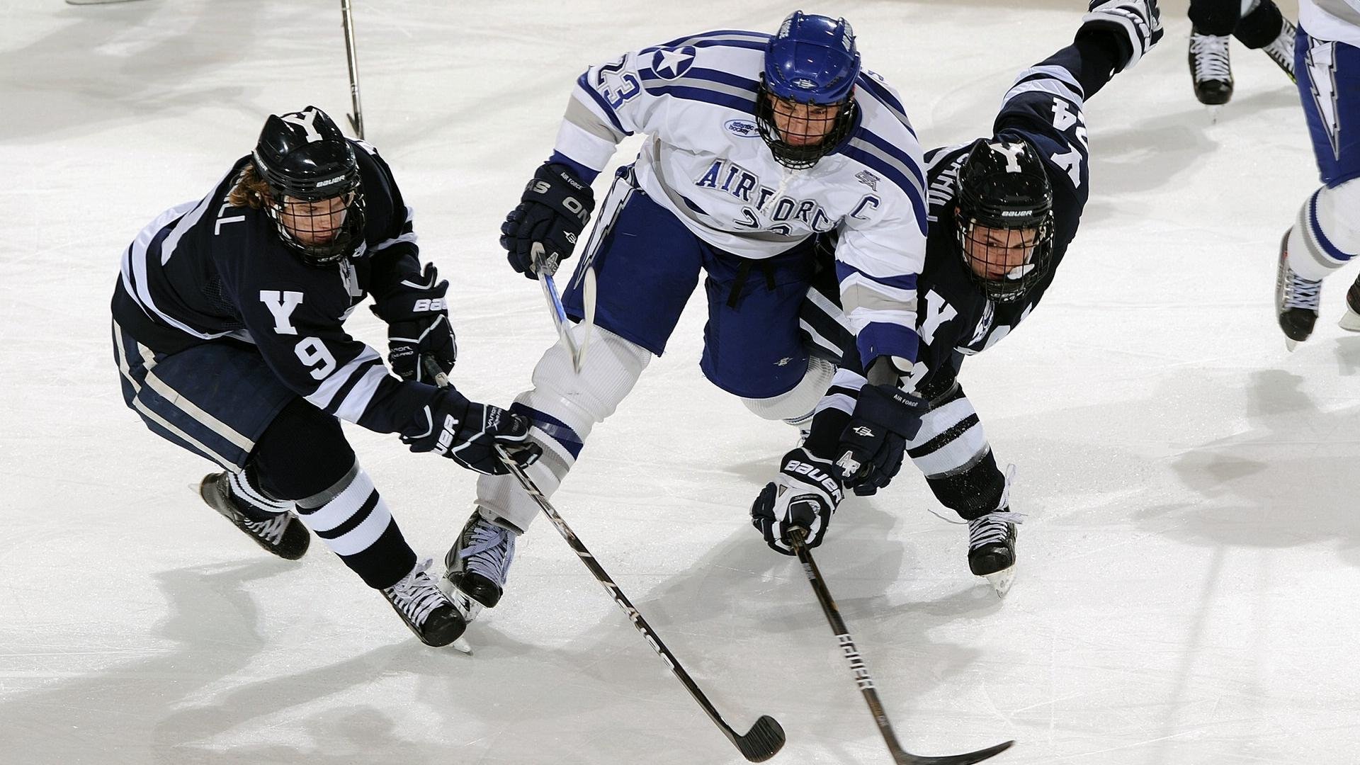 中国羽毛球队全英赛再夺三金，羽毛球全英赛2020时间表