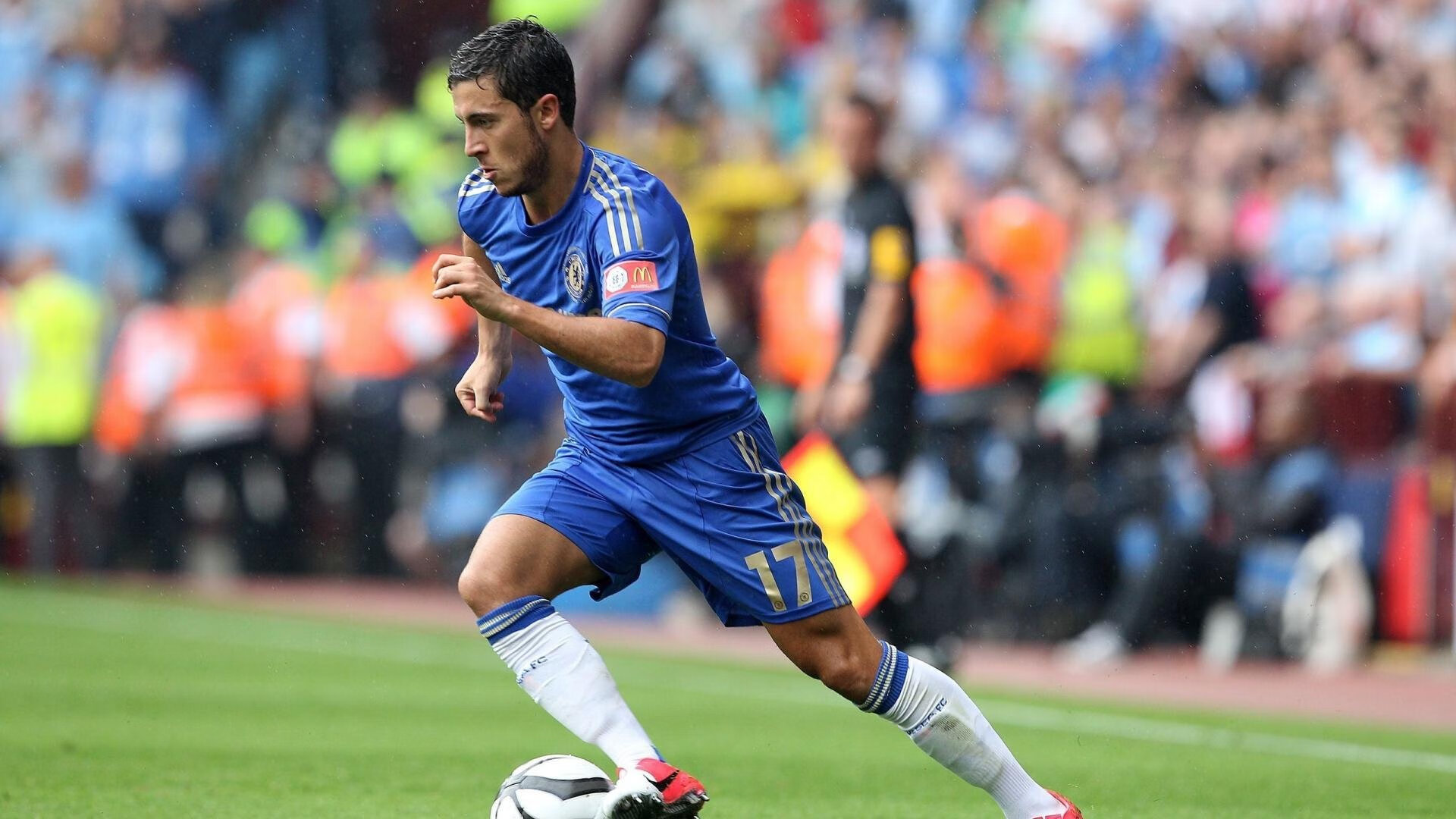 争四大战如何通过战术板让球员心理适应关键战压力